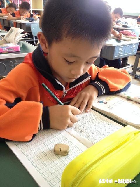 考试考的很差，再去问老师题，老师会排斥吗