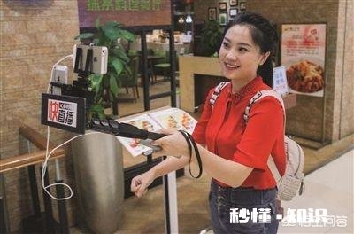 有没有不是通过运营炒作，而是靠自己每天直播才火起来的主播