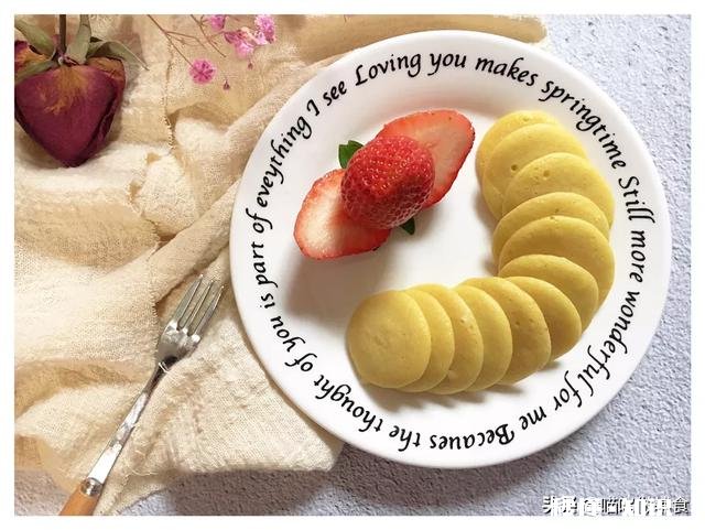 10个月会爬的宝宝吃什么辅食好