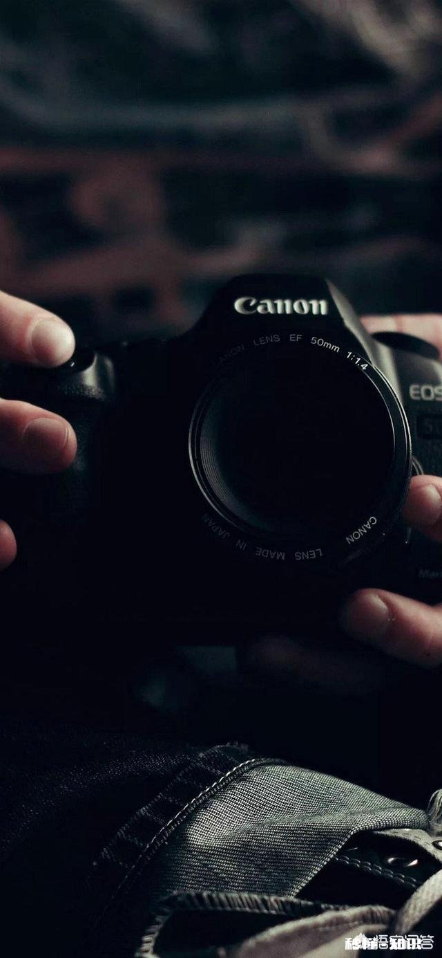 用单反相机你们都给套保护壳吗有什么优缺点