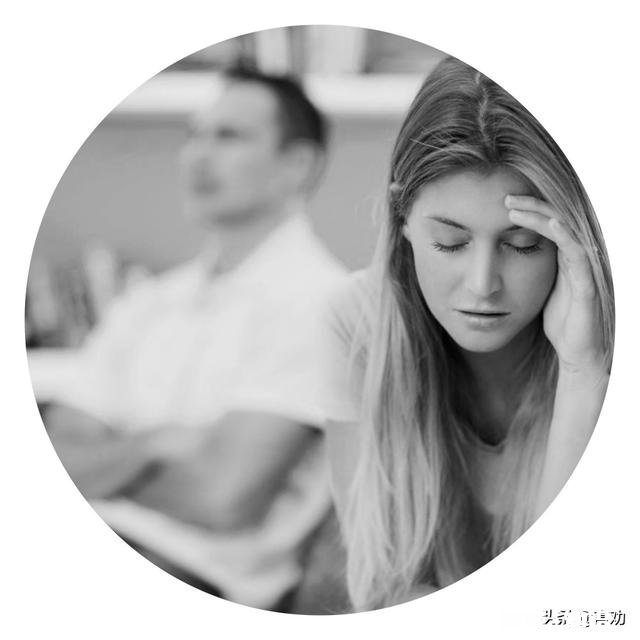 两个人生活在同一屋檐下却无话可说,婚姻的存在是否还有意义