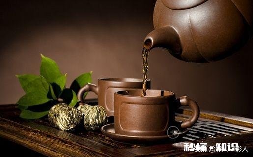 男朋友总是花我的钱该怎么办