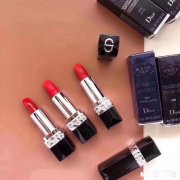 口红Mac和迪奥小样选，女生会选哪个