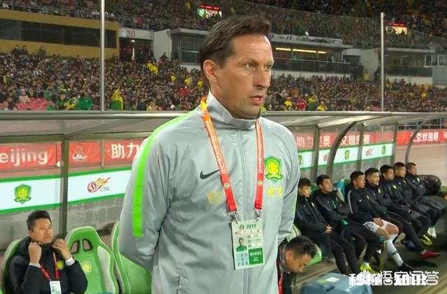 施密特真的要下课如何评价北京国安的换帅选择