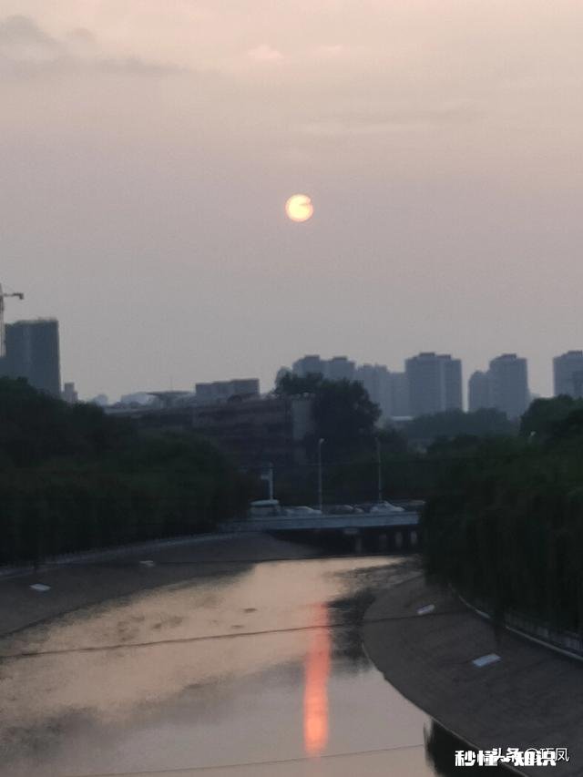 能否晒一晒你拍过的比较神秘或者象形的照片