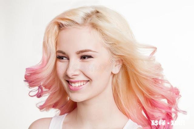 现在越来越多年轻人白发严重是什么原因造成的