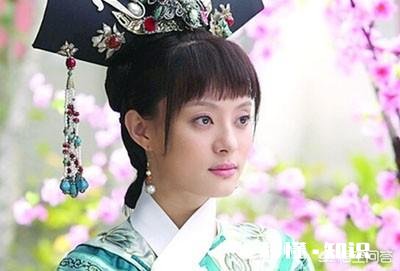 《甄嬛传》里槿汐看到甄嬛穿错纯元故衣为何不说