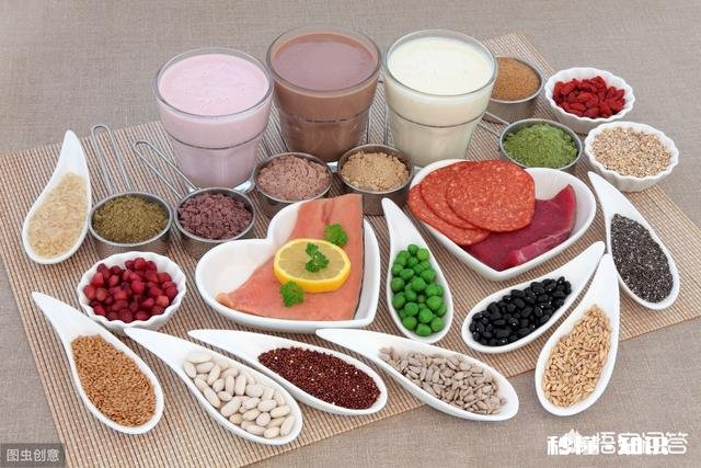 怀孕初期都应该吃什么对胎儿发育有帮助什么时候开始喝含DHA的孕妇奶粉