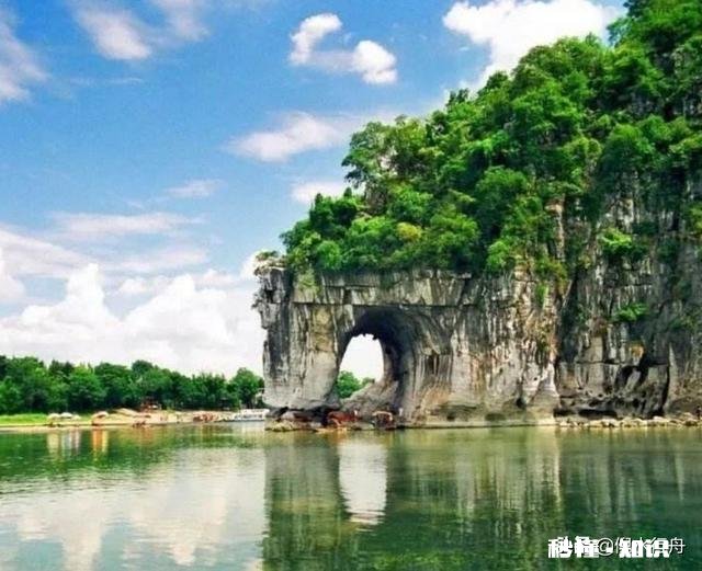 天润物华秀，——欲求下联