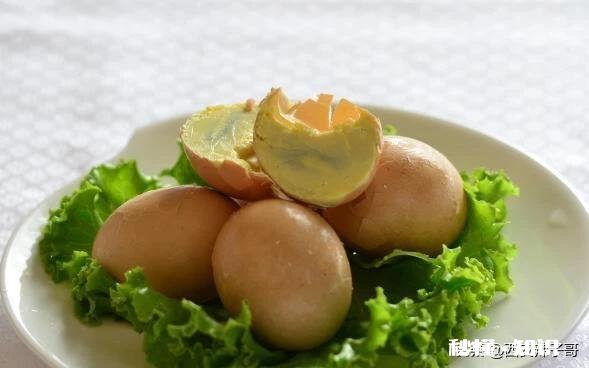 腌制50个臭鸡蛋，需要几袋盐