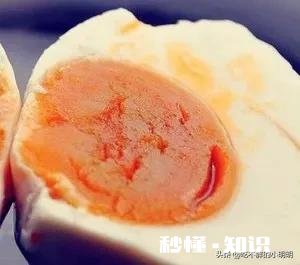 腌制50个臭鸡蛋，需要几袋盐