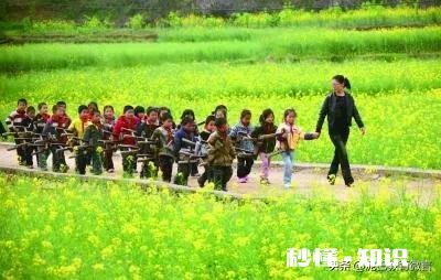 乡村教师地位低下，被家长骂，也无能为力，只能被动接受，该怎么办