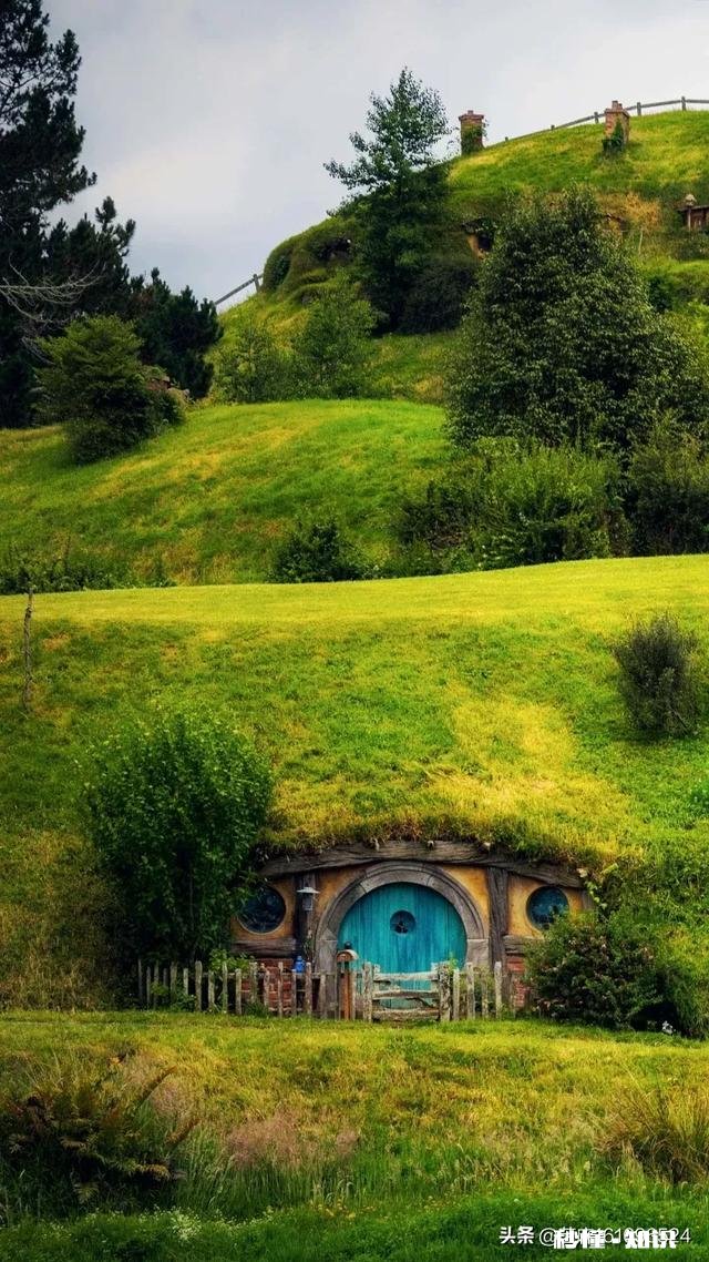 有哪些带有绿字的诗句