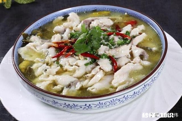 怎么做出肉质滑嫩，味道鲜美的酸菜鱼