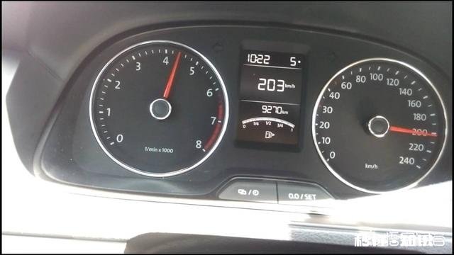 自动挡为什么还有转速表