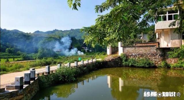 农村80、90后常年在外，为什么却纷纷花几十万在老家盖房