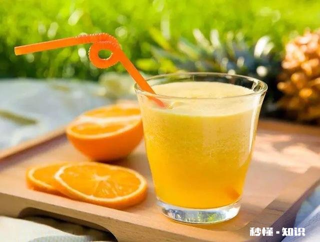 榨水果汁加开水吗