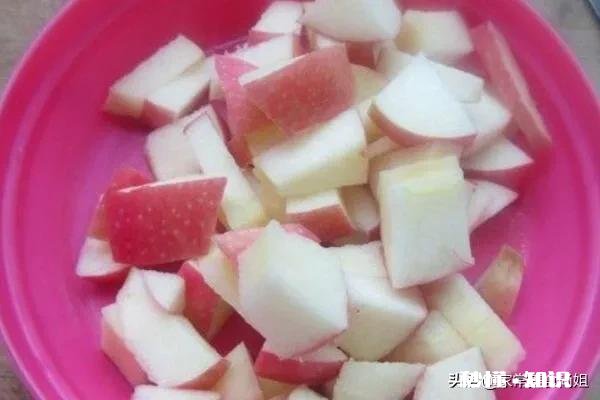 榨水果汁加开水吗