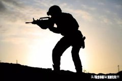 多年前 你又回到了你十年前打过工的地方玩，有什么感觉