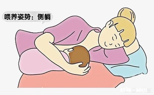 新生儿第29天，晚上和转天早上连续吐奶两次，两口子自己带娃没有经验。这种情况怎么办