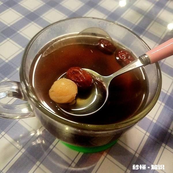 女生说她大姨妈来了，作为异性朋友该说些什么