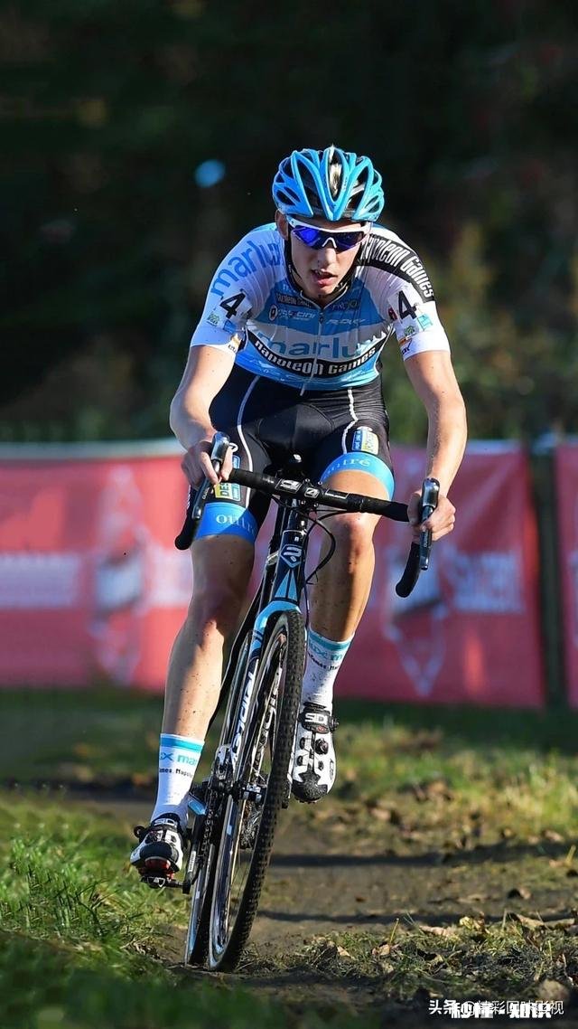 女生和男生一起吃饭，该怎么付钱呢