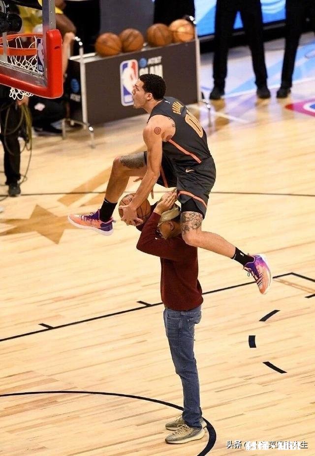 我感觉很多人都希望戈登夺冠,为何评委不给满分