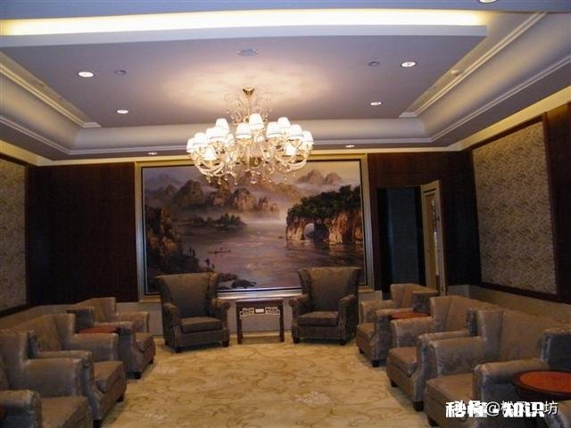 作为艺术爱好者,你认为艺术如何才能与劳动相结合