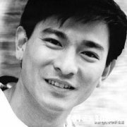 你最爱听刘德华哪一首歌让你感动了?为什么