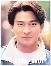 你最爱听刘德华哪一首歌让你感动了?为什么