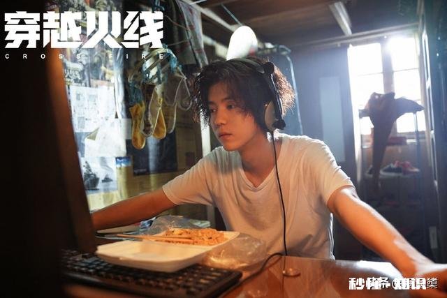 电视剧《穿越火线》会颠覆我们对鹿晗的看法嘛