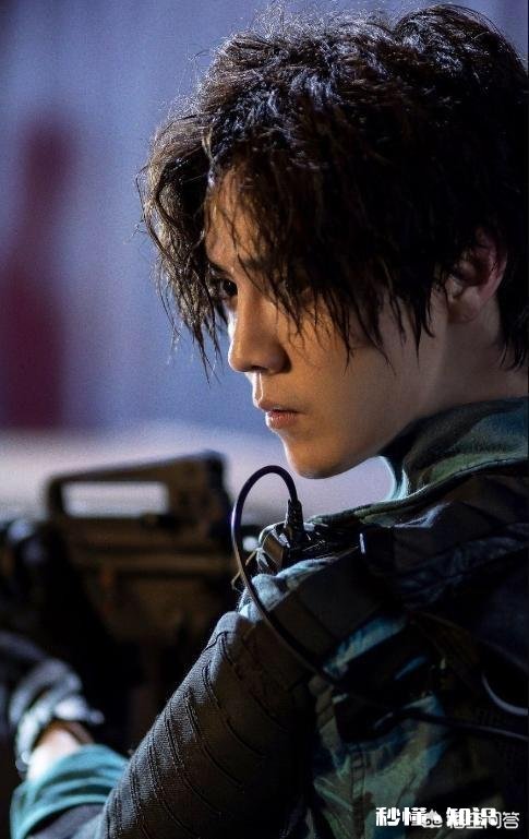 电视剧《穿越火线》会颠覆我们对鹿晗的看法嘛