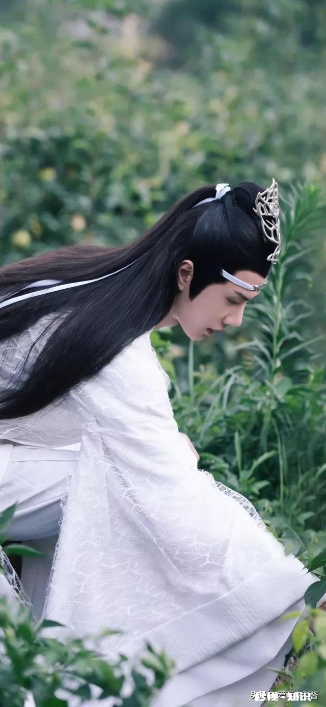 你在什么时候意识到，演员和角色终究还是要分开的