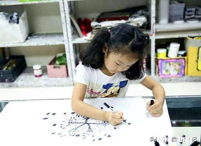孩子学画画两年了可是我觉得孩子并没有什么长进，这不是白学了，大家有什么好的建议吗