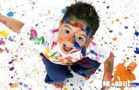 孩子学画画两年了可是我觉得孩子并没有什么长进，这不是白学了，大家有什么好的建议吗