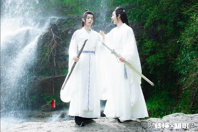 哪部影视作品让你乍看感觉不好,慢慢又喜欢的