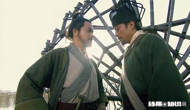 晁盖临死不直接传位，以遗言方式让报仇者当首领，出于什么考虑