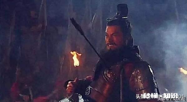 晁盖临死不直接传位，以遗言方式让报仇者当首领，出于什么考虑