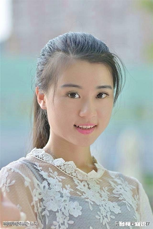 弟弟理所当然的认为姐姐就该一次又一次的借钱给他吗