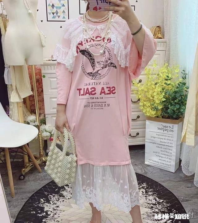 想和好朋友买同款半袖,有什么推荐吗