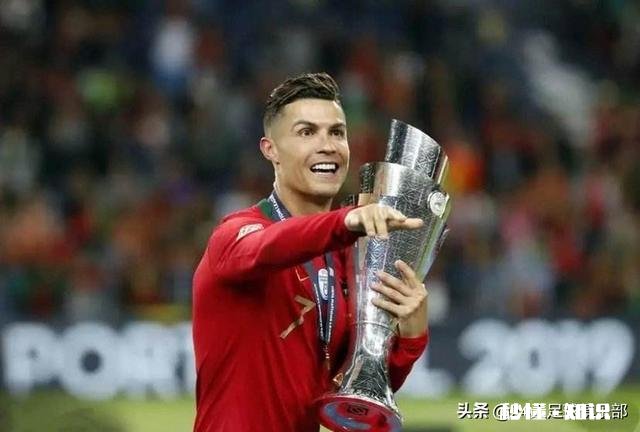 世界足球比赛中哪个进球你印象最为深刻,举一到三例如何