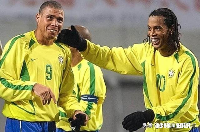 世界足球比赛中哪个进球你印象最为深刻,举一到三例如何