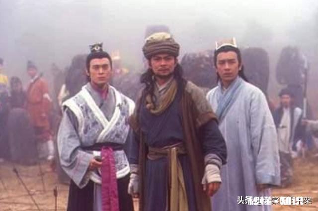 武侠小说和严肃文学之间,真的有一条明确界线吗你怎么看