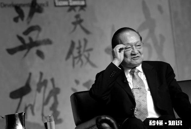 武侠小说和严肃文学之间,真的有一条明确界线吗你怎么看