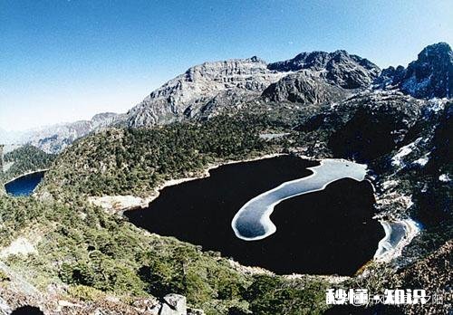 如何理解“山不在高,有仙则名。水不在深,有龙则灵。”