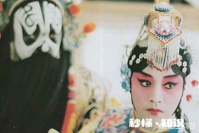 你有没有因为突然看见某一张照片而去看完整部电影的经历