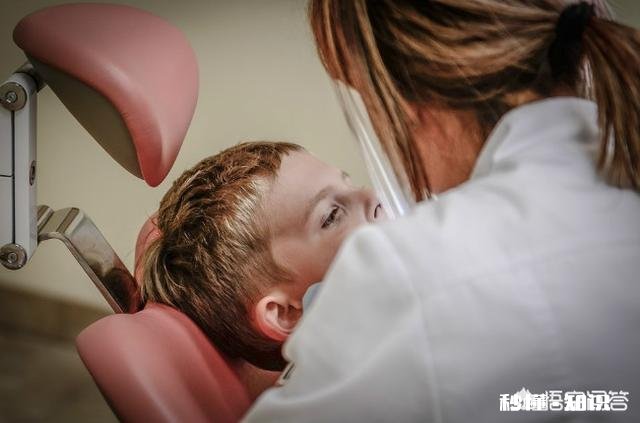 宝宝晚上睡觉总是磨牙,该咋办