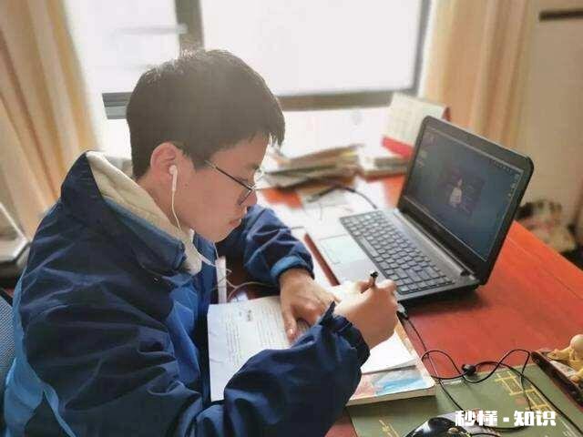 现在春意盎然,“开学”还远吗