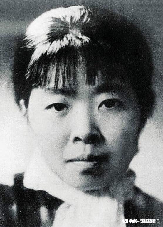 你最喜欢的一本书是什么，除了小说