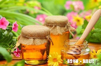 蜂蜜不能与何物同饮